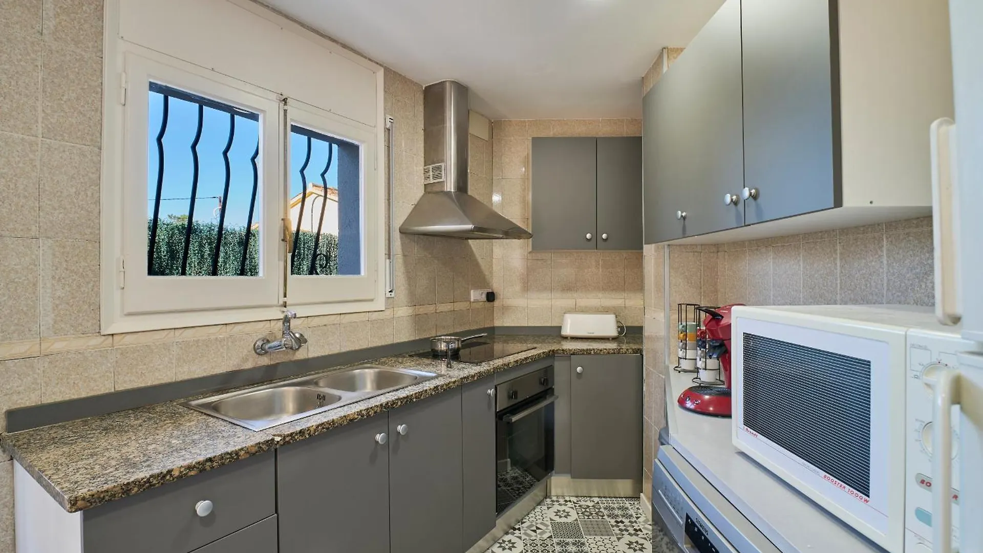 2 Tor-18 Villa Lloret de Mar Holiday home