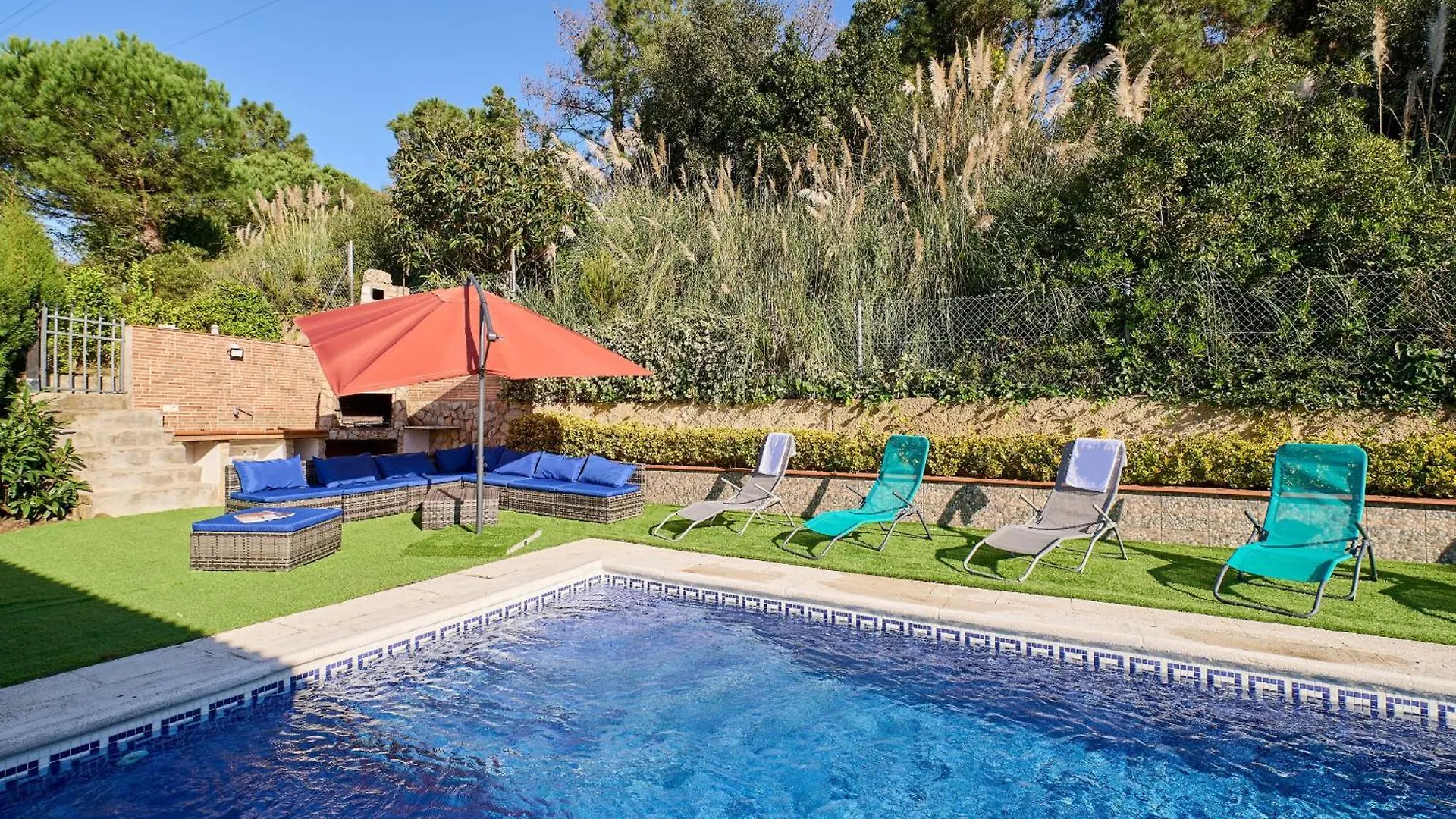 2 Tor-18 Villa Lloret de Mar Spain
